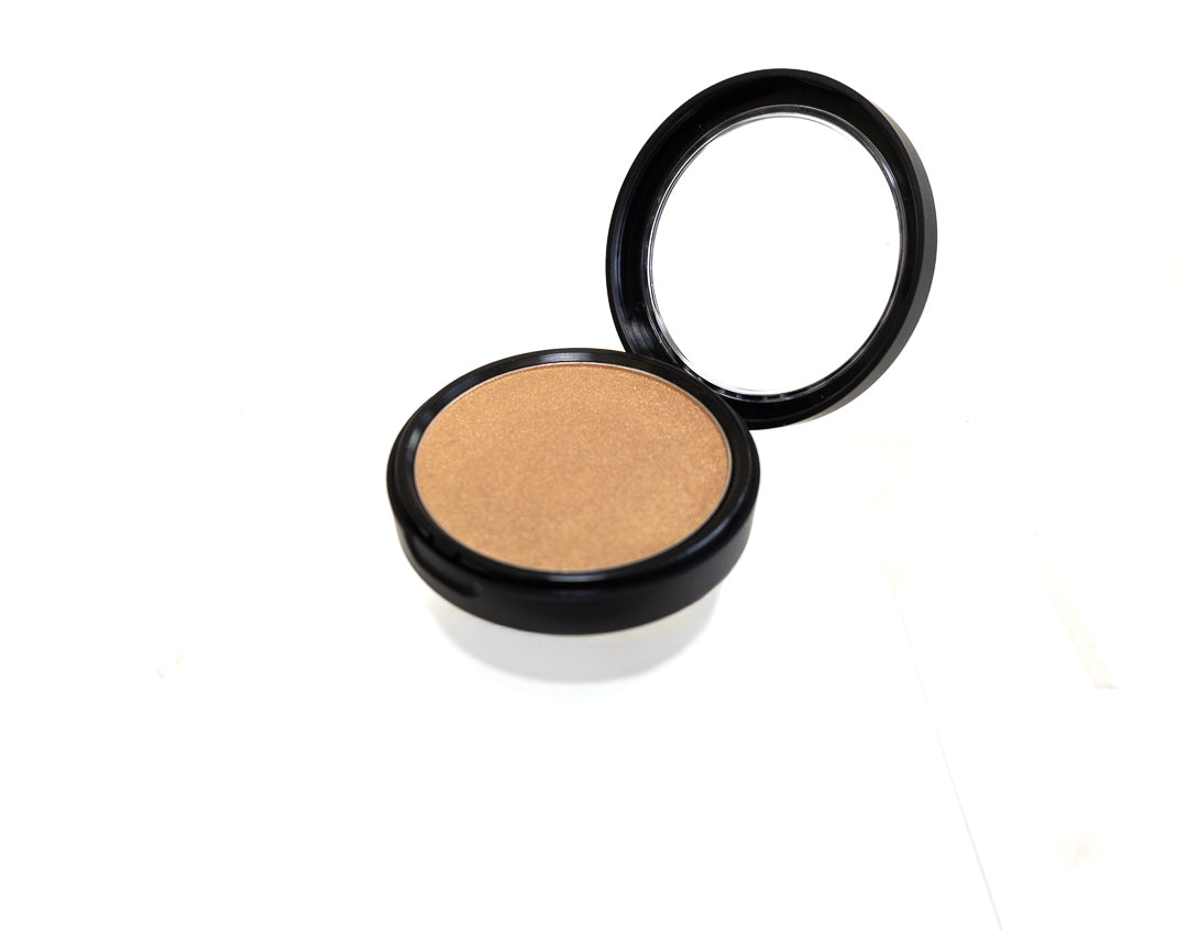 Luminous Bronze Highlighter Compact | CARA Cosmetics