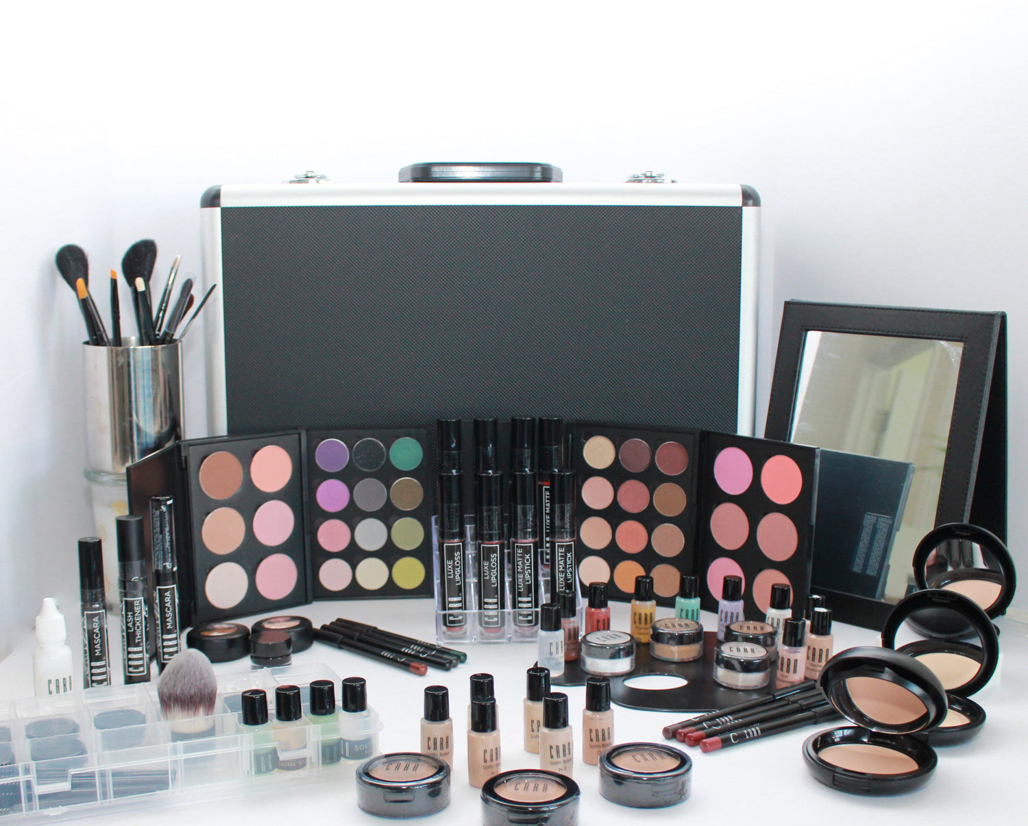 CARA DIAMOND MAKEUP KIT