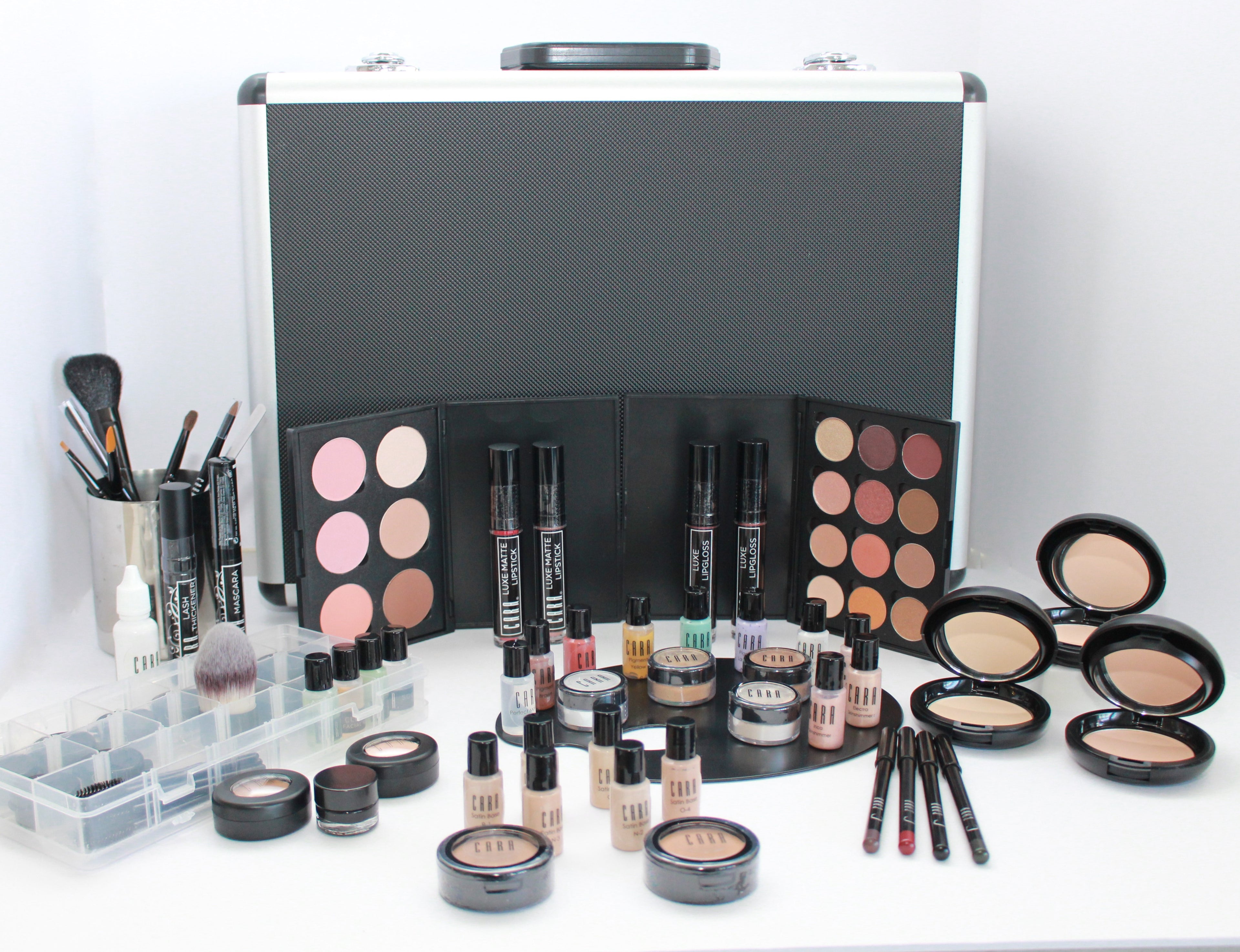 CARA SILVER MAKEUP KIT